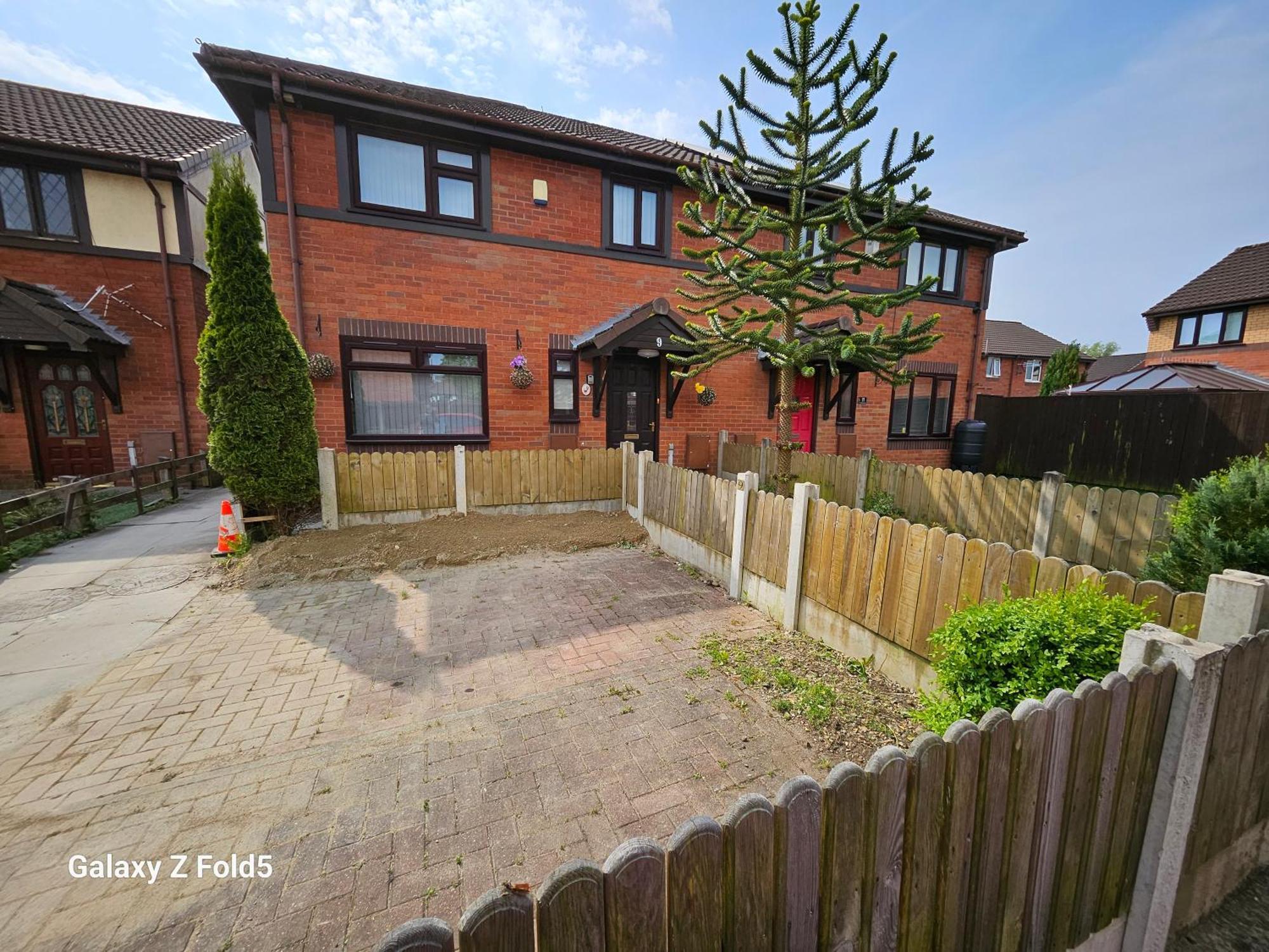 Brigstock Holidays House Manchester Exteriör bild